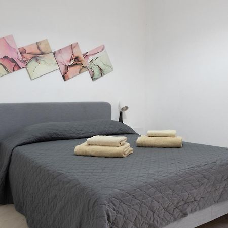 Blife Martinya House - Private Rooms And Apartments Олян Екстер'єр фото