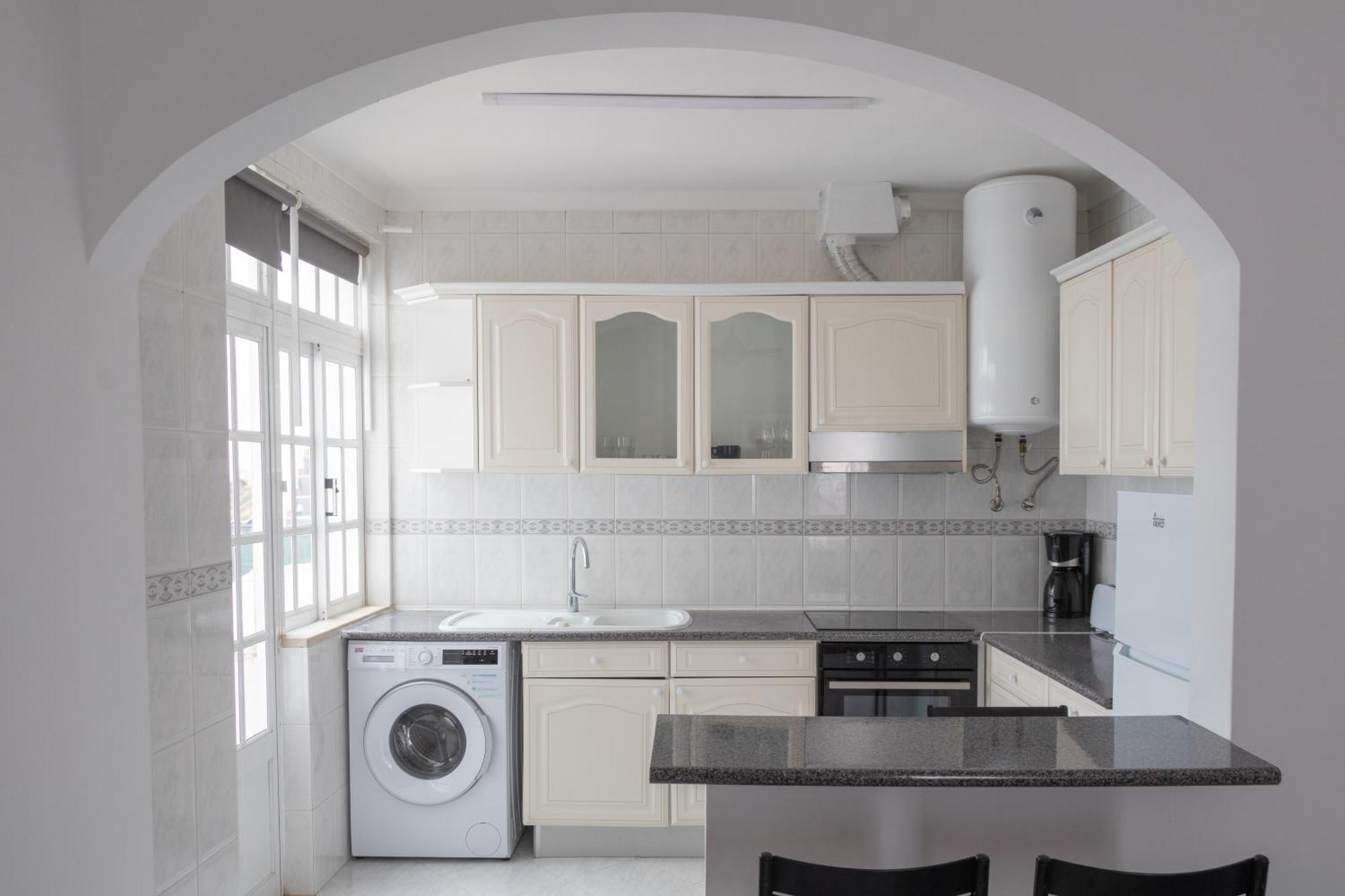 Blife Martinya House - Private Rooms And Apartments Олян Екстер'єр фото