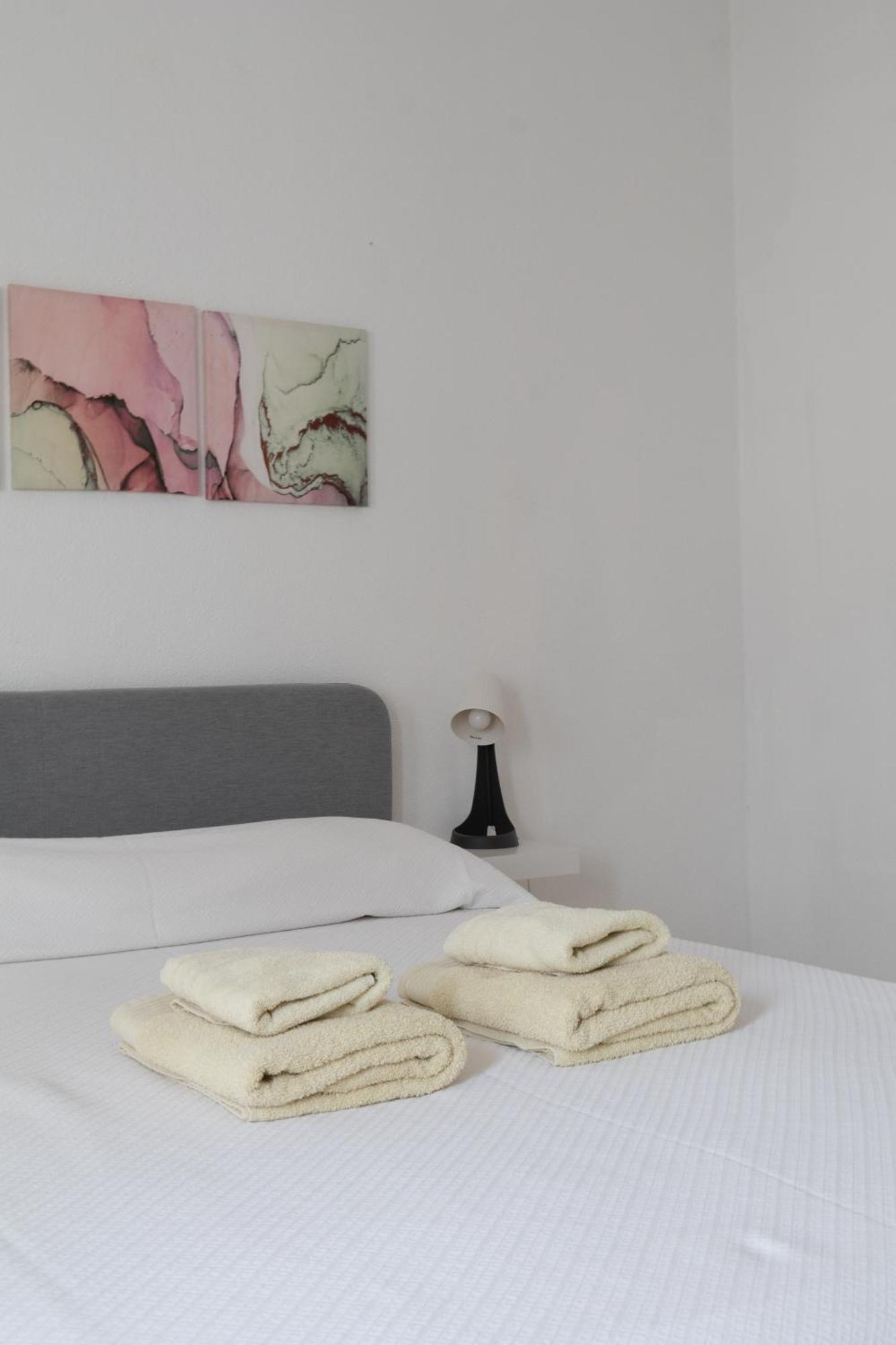 Blife Martinya House - Private Rooms And Apartments Олян Екстер'єр фото