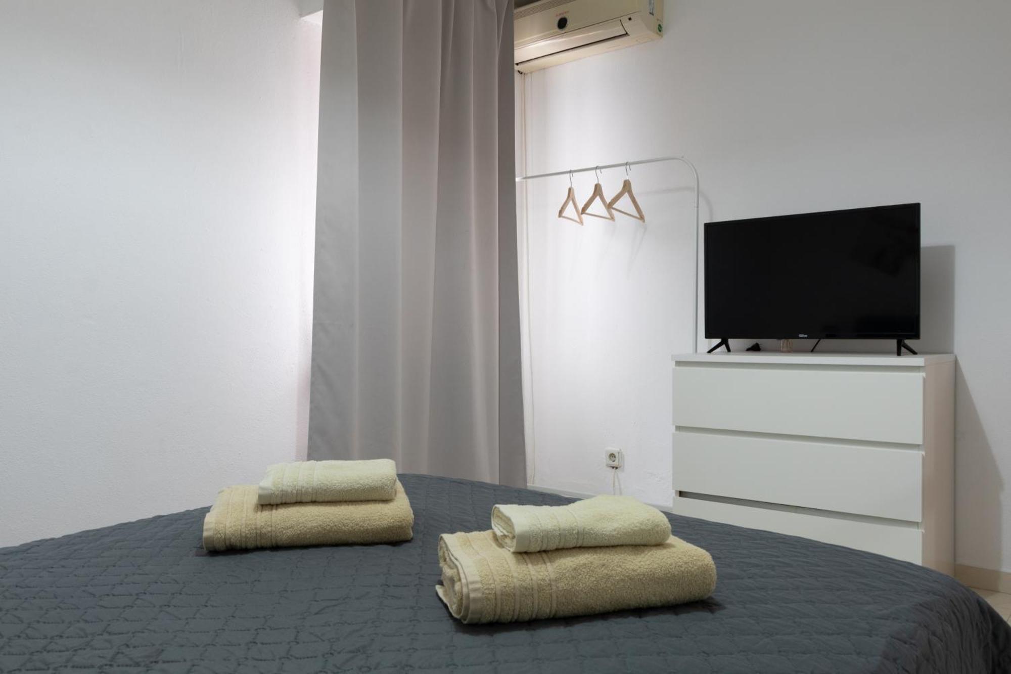 Blife Martinya House - Private Rooms And Apartments Олян Екстер'єр фото