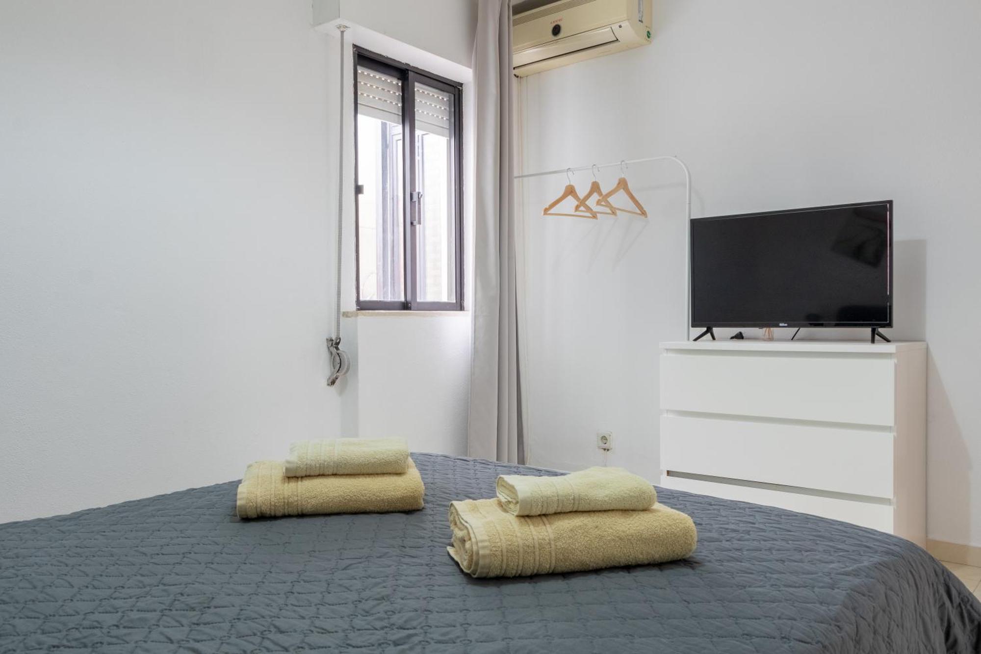 Blife Martinya House - Private Rooms And Apartments Олян Екстер'єр фото