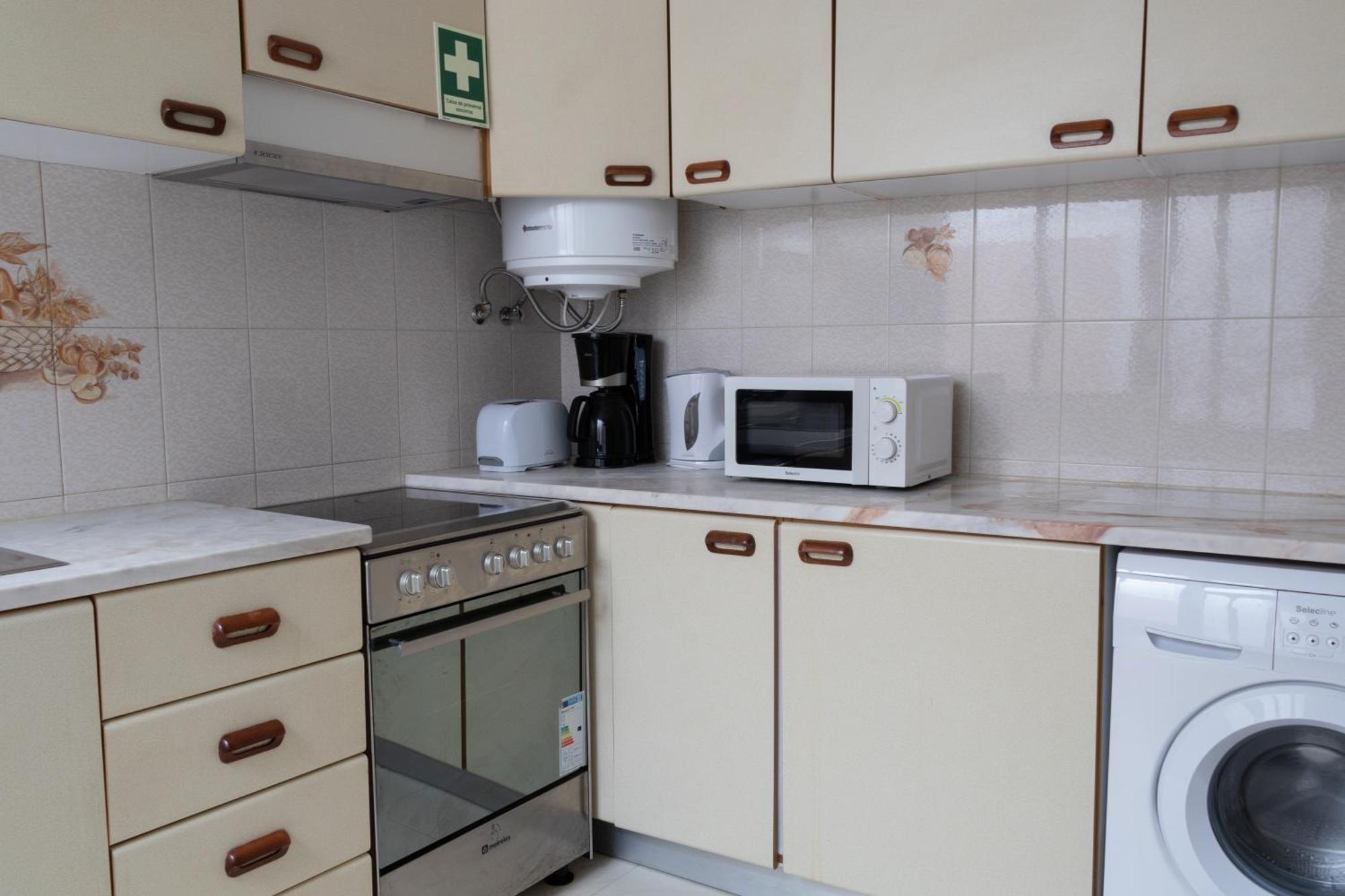 Blife Martinya House - Private Rooms And Apartments Олян Екстер'єр фото